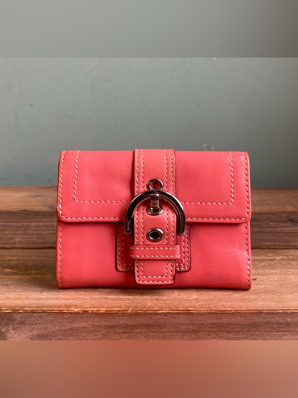 Vintage Y2K Coach Soho Buckle Leather Wallet Pink